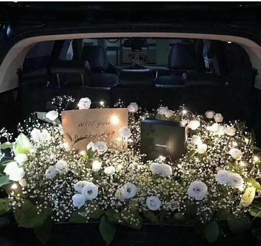 澳彩龙门客栈:抢手捧花求婚跪错人